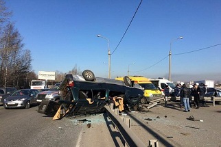 Пять человек пострадали в Иркутске в маршрутке.