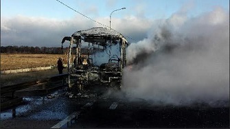 Пассажирский автобус сгорел в Подмосковье.
