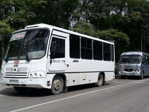  В Ростове столкнулись автобус и маршрутка. 