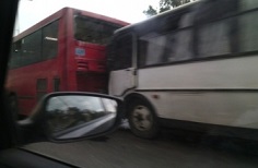 В Казани столкнулись два автобуса.